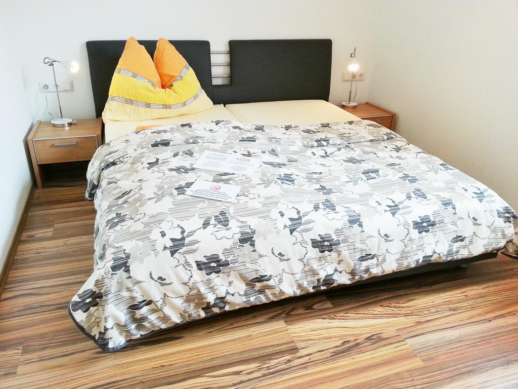 Gaestehaus Zur Weissen Rose Furth bei Gottweig Room photo