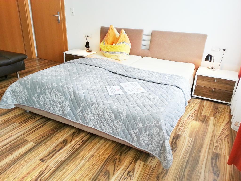 Gaestehaus Zur Weissen Rose Furth bei Gottweig Room photo