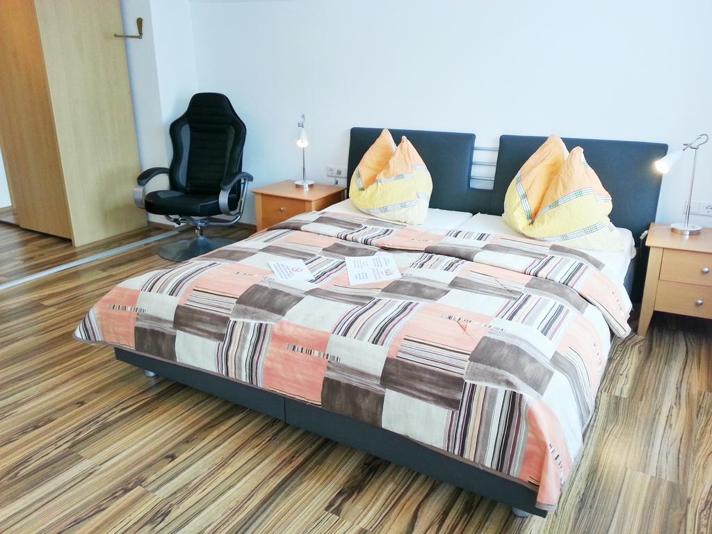 Gaestehaus Zur Weissen Rose Furth bei Gottweig Room photo
