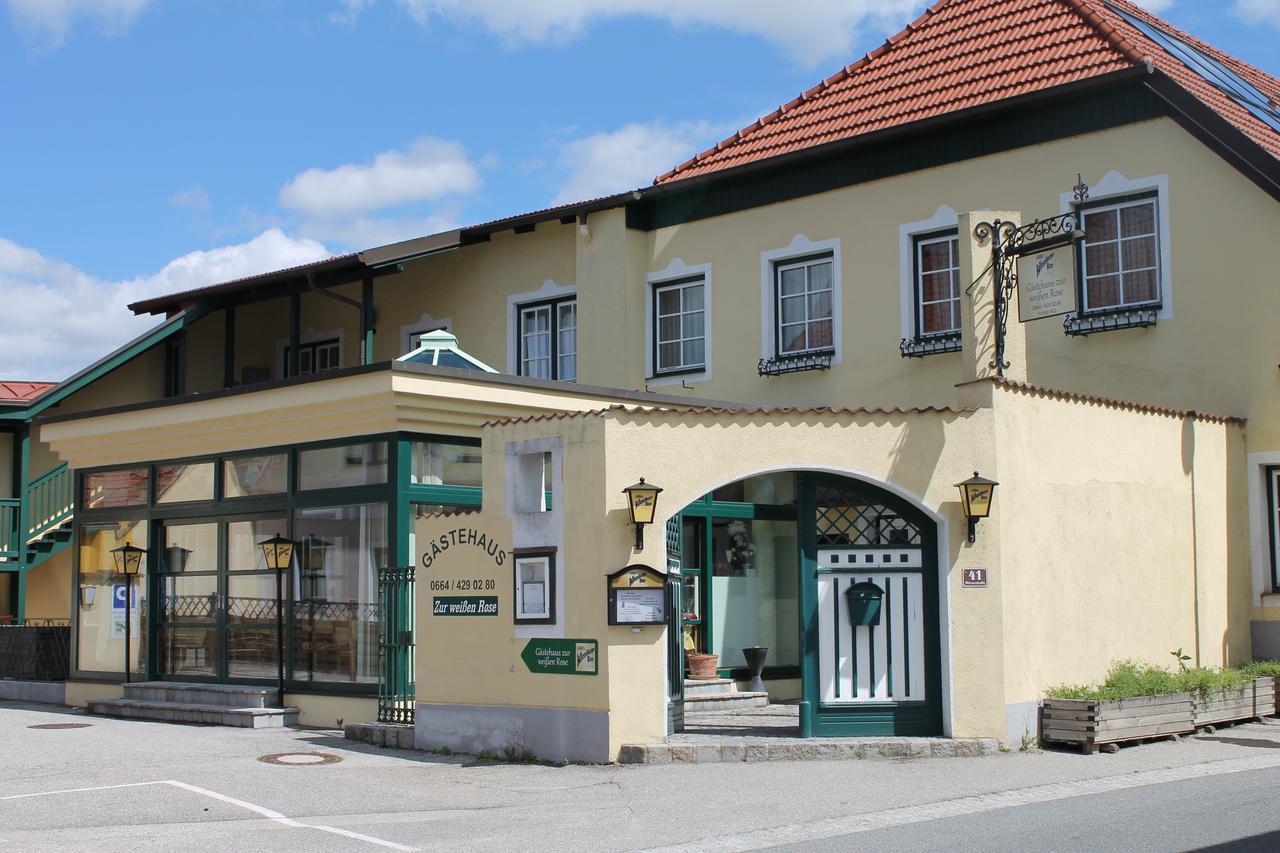 Gaestehaus Zur Weissen Rose Furth bei Gottweig Exterior photo